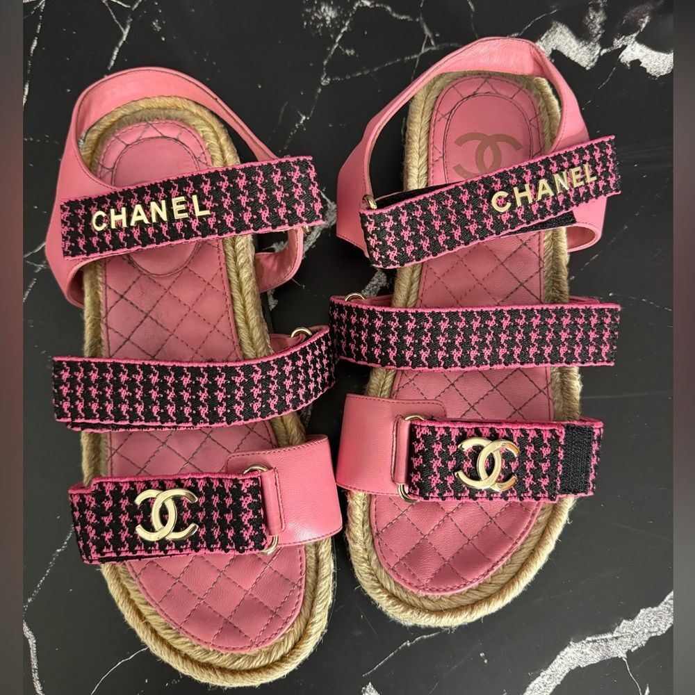 CHANEL Pink Tweed Dad Sandals Rare Colorway Size 38 in ORIGINAL BOX - Picture 4 of 11